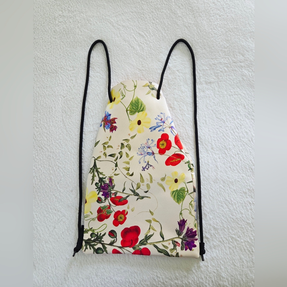 Triangl Swimwear Neoprene Floral Paloma Women's Bag